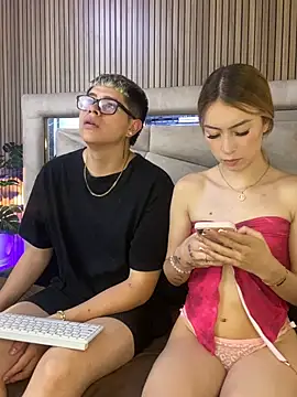 Show modela Evie_demn na web-kameri