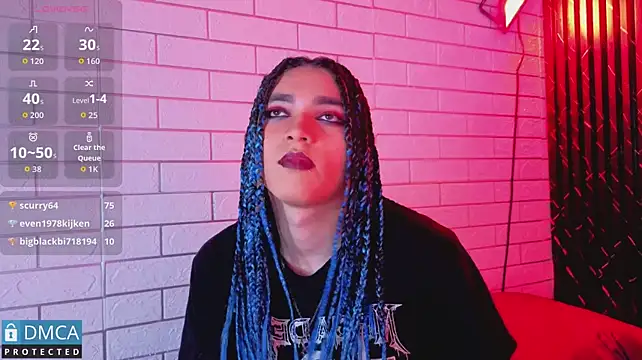 MaeveKuro Adlı Modelin Canlı XXX Sohbeti