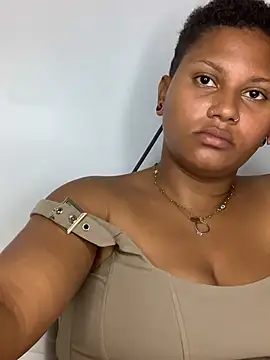 madelltheebony – Live XXX-chat