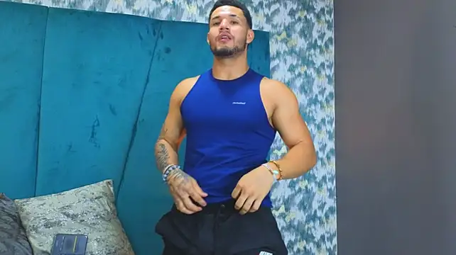 Chat XXX ao vivo de masoncole_
