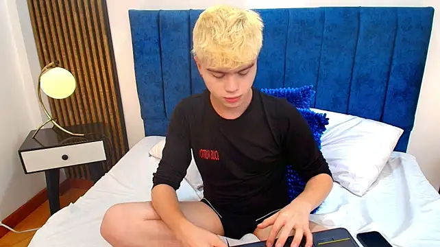 Ian_Stonen Live XXX chat