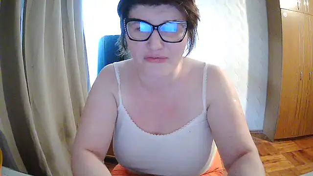 Chat +18 de Jolinaha ao vivo