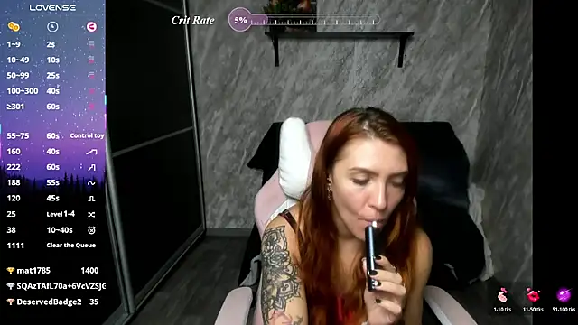 Chat +18 de Reginasmilee ao vivo