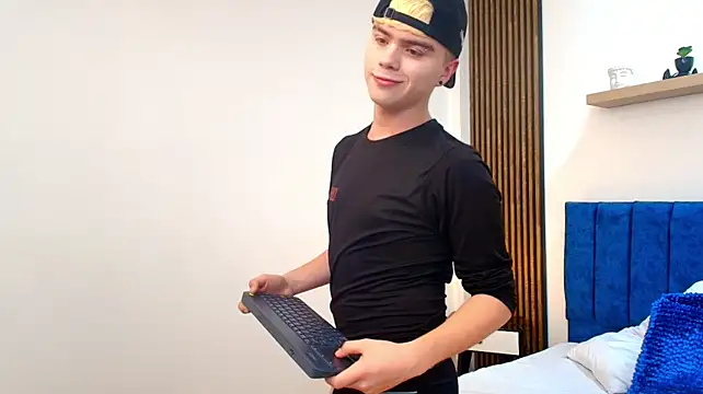 Chat +18 de Ian_Stone ao vivo