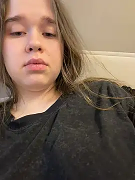 HornyGirlH Live XXX Chat