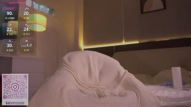 แชท XXX สดของ poorpornactor