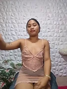 Victoria_Lane13 Adlı Modelin Canlı XXX Sohbeti