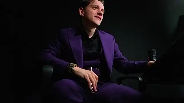 FelixStarkk 网络视讯表演