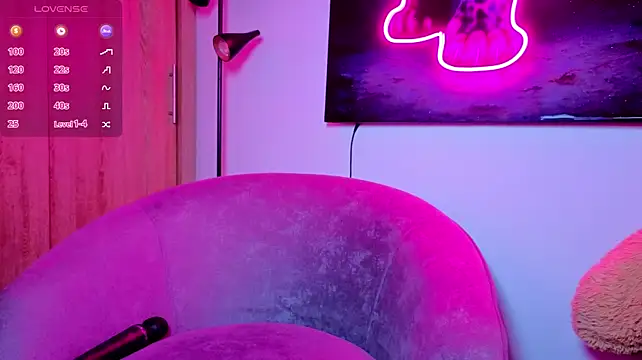 צ'אט XXX בשידור חי של SofiaInk