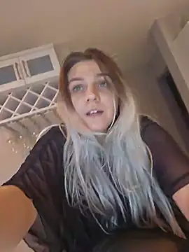 ScarletsWeb – Naživo XXX chat