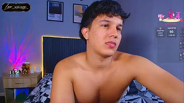 Leo_Savage_ Adlı Modelin Canlı XXX Sohbeti