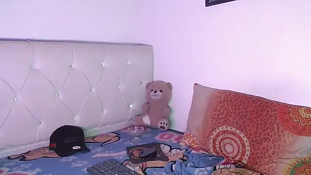 Živý XXX chat Angel_foxc13