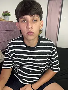 Chat XXX en directo de Samu_bahachira