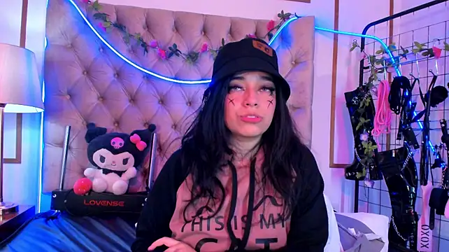 Czat XXX na żywo – kira_Berry_