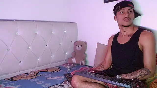 Czat XXX na żywo – Angel_foxc13