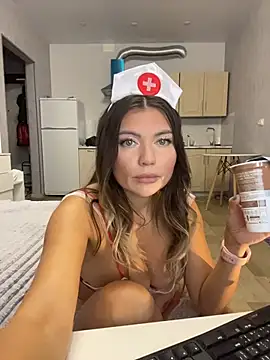 LindyVSAndy Live XXX-chat