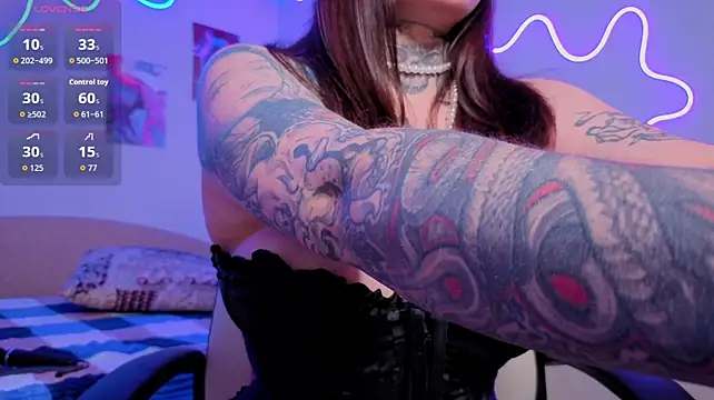 XXX chat uživo modela DeeDiamond