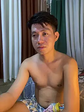 Chat XXX Live xshyboyx