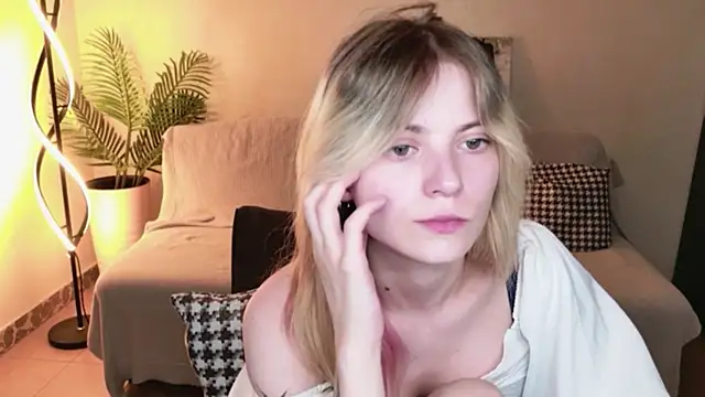 Chatroom XXX en direct de LisaRainbow