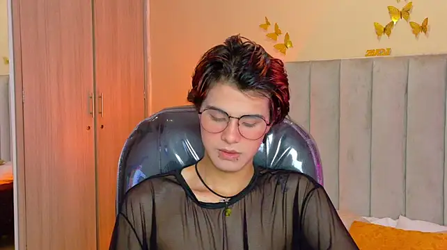 Chat XXX ao vivo de Derek_Sinn
