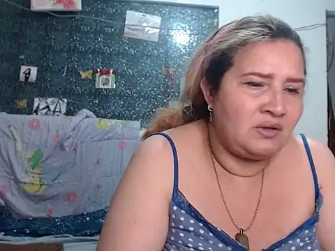 Chat XXX ao vivo de Perla1981--
