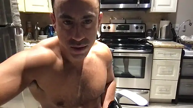 BigGuyMuscle's Live XXX Chat