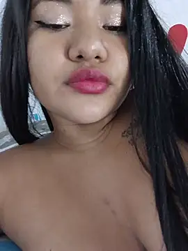 צ'אט XXX בשידור חי של sofiaxxxxkl