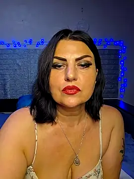 kataleya94 Adlı Modelin Canlı XXX Sohbeti