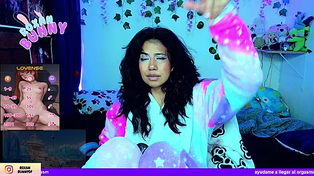 Roxanbunny1 现场XXX聊天