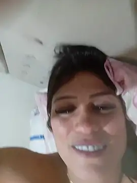 Milabri's Live XXX Chat