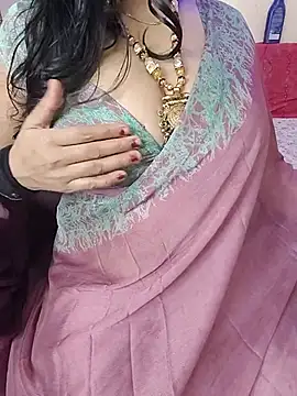 _in_v_a_n_i_ll_a লাইভ XXX চ্যাট