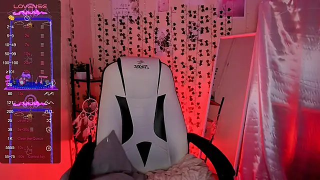 Chat +18 de AnyaTaylor_ ao vivo