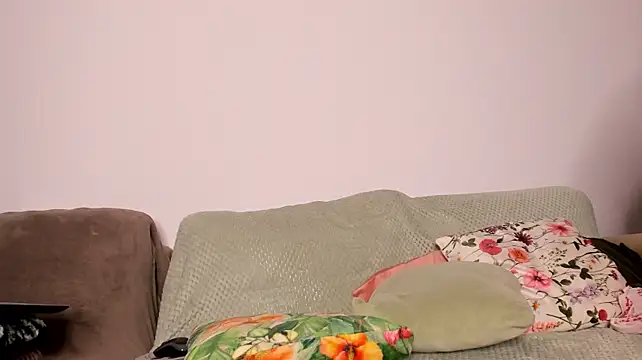 دردشة LexxiLow الجنسية المباشرة