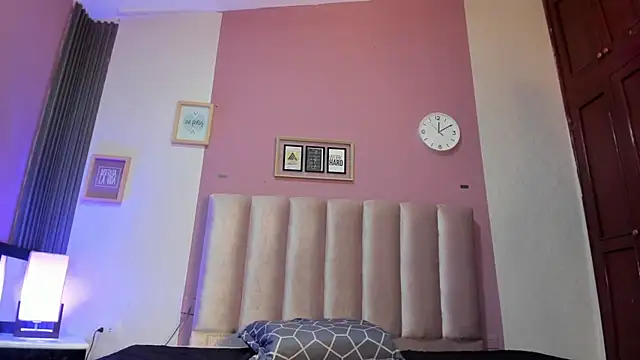 Chat XXX en directo de AGATHA_BRUNNETT