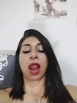 arianna_rouse_'s Live XXX Chat