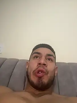 Taylor_DiamondBoy: απευθείας συνομιλία ΧΧΧ