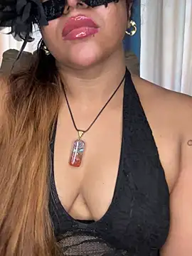 Zaralanson's Live XXX Chat