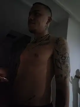 AlphaMasterXxx Live XXX-chat