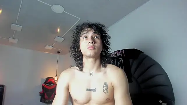 XXX chat uživo modela JackSavage_