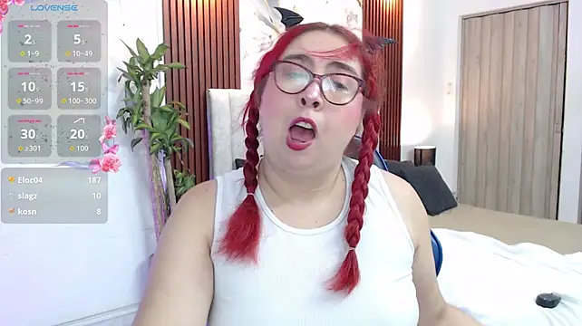 chloe_prg 现场XXX聊天
