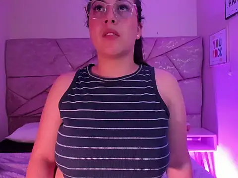 Mia_Velle_ XXX чат на живо