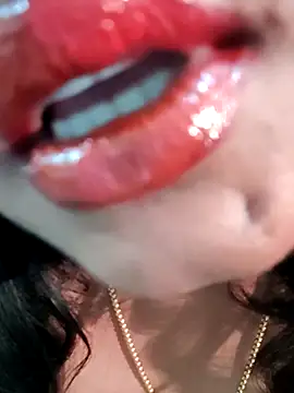 Ramya_369's Live XXX Chat