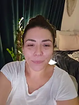 Ellie-Elizabeth Live XXX Chat