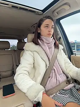 XXX chat uživo modela DollyTall
