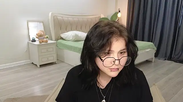 AliaZippe Chat XXX live