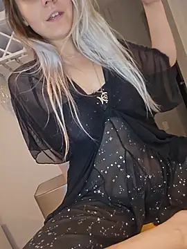 Chatroom XXX en direct de ScarletsWeb