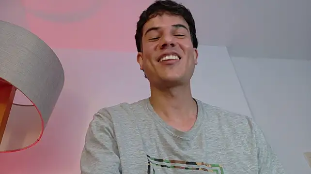 Czat XXX na żywo – Derek_stud_