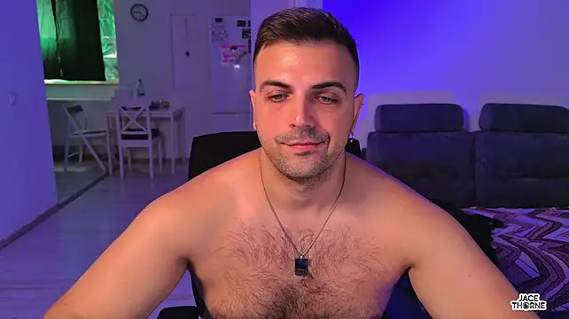 צ'אט XXX בשידור חי של Jace_Thorne