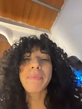 Chat +18 de Miily_0 ao vivo