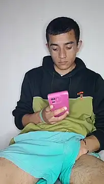 Chat +18 de Thick_Cock ao vivo